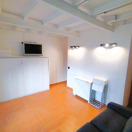 Puerta Del Sol - Apartamento Para 4 Madrid Kültér fotó